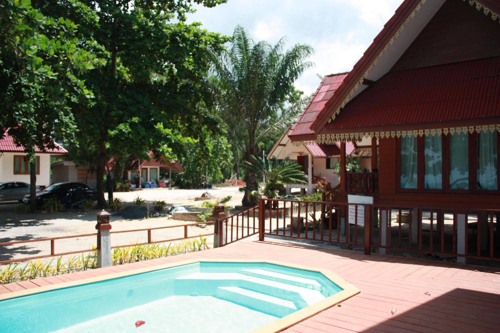 Phuphat Beach Resort 카놈 외부 사진